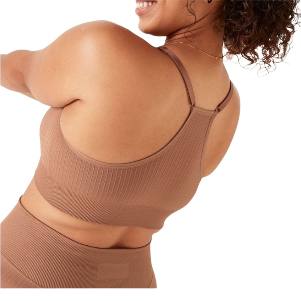 VICTORIAS SECRET PINK SEAMLESS LINED SPORTS BRA RACERBACK PINK S - Picture 4 of 11